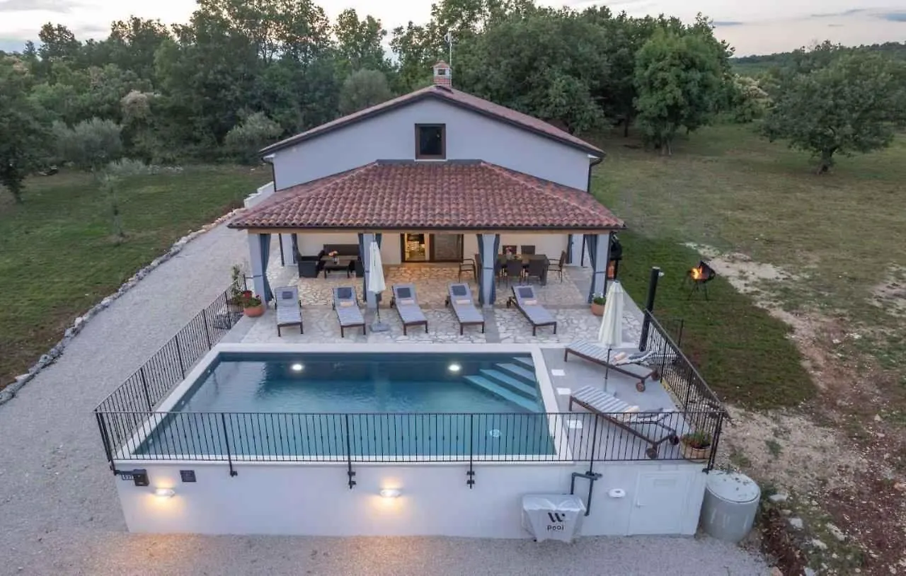 Holiday Home In Buje - Buje Region 43026